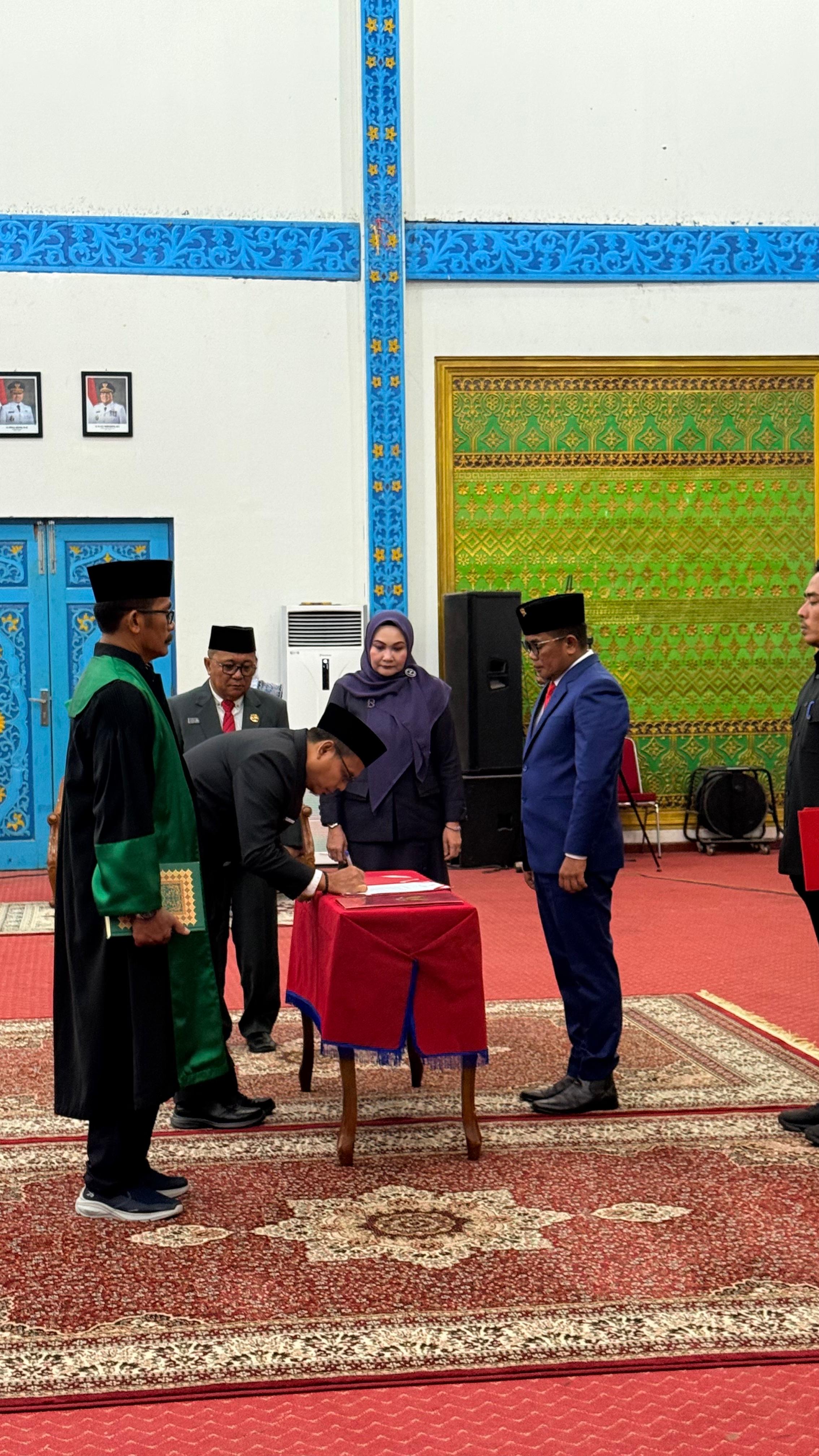 T. Zulfan Jabat Sekda Pelalawan Definitif