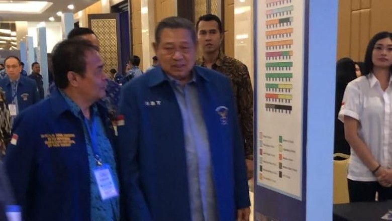Memanas! Ketua DPP PD Kritik SBY dan 'Serang' Hinca 