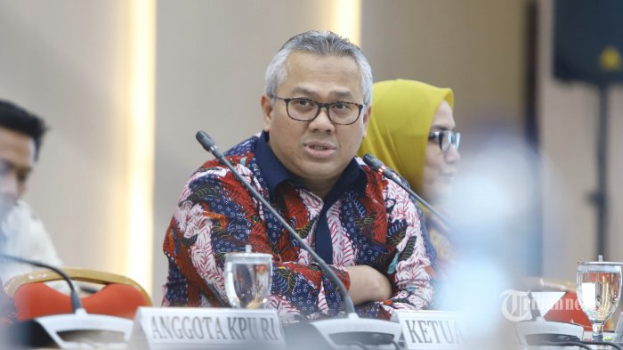 Giliran Ketua KPU Arief Budiman Terjangkit Covid-19