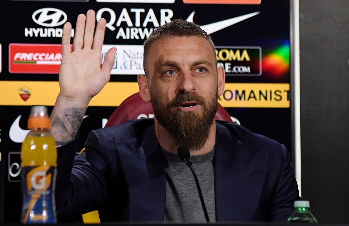 Kabar Buruk Datang dari Eks Kapten AS Roma Daniele De Rossi