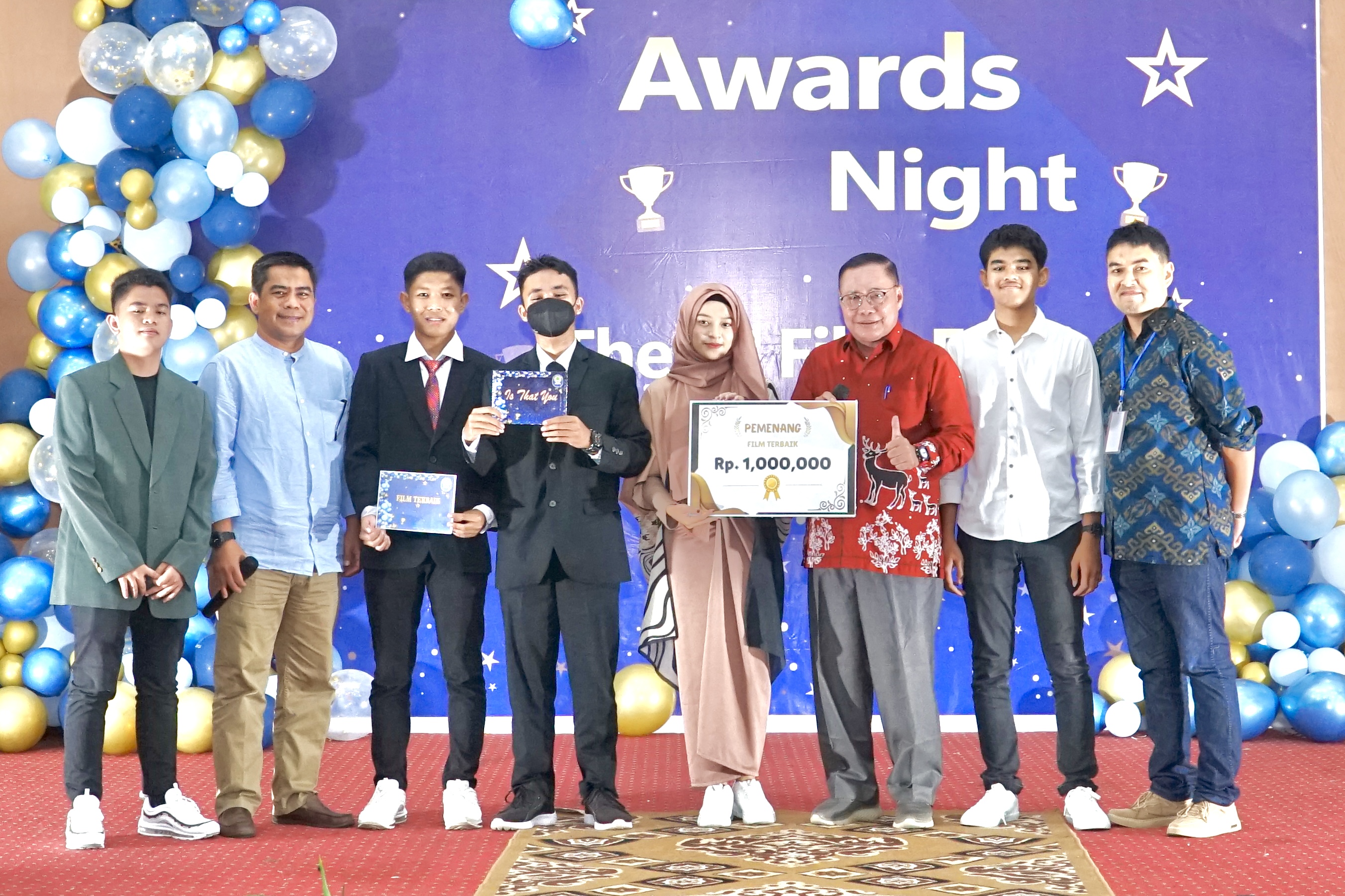 Kadisdikbud Pelalawan Apresiasi SMAPTA di Malam Penganugerahaan