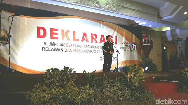 Di Hadapan Relawan Jokowi, Yusuf Mansyur Ajak Doakan Prabowo Bisa Berkoalisi