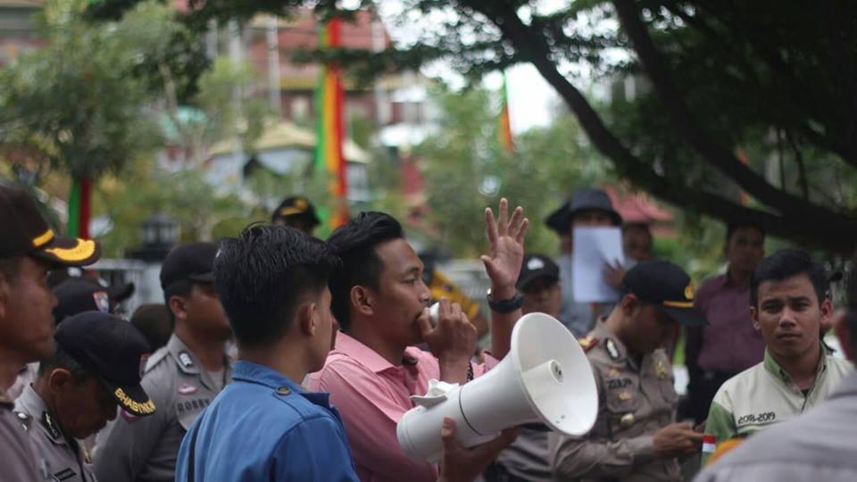 Gagal Temui Komisi II DPRD Riau, Mahasiswa FDK UIN Suska Akan Aksi Lagi