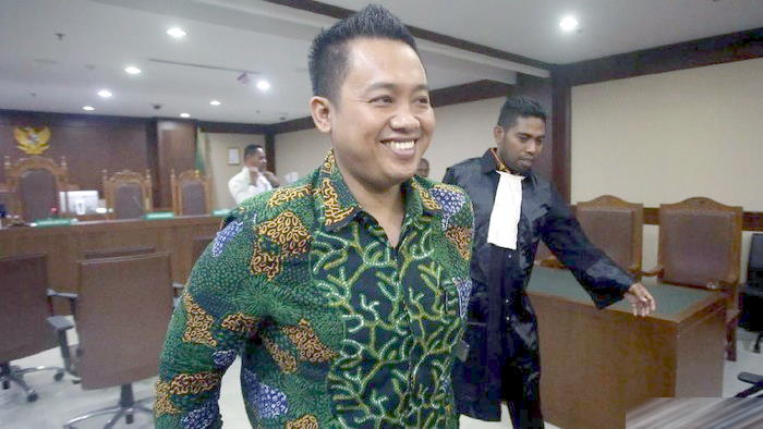 Mantan Aspri Imam Nahrawi Dituntut 9 Tahun Penjara