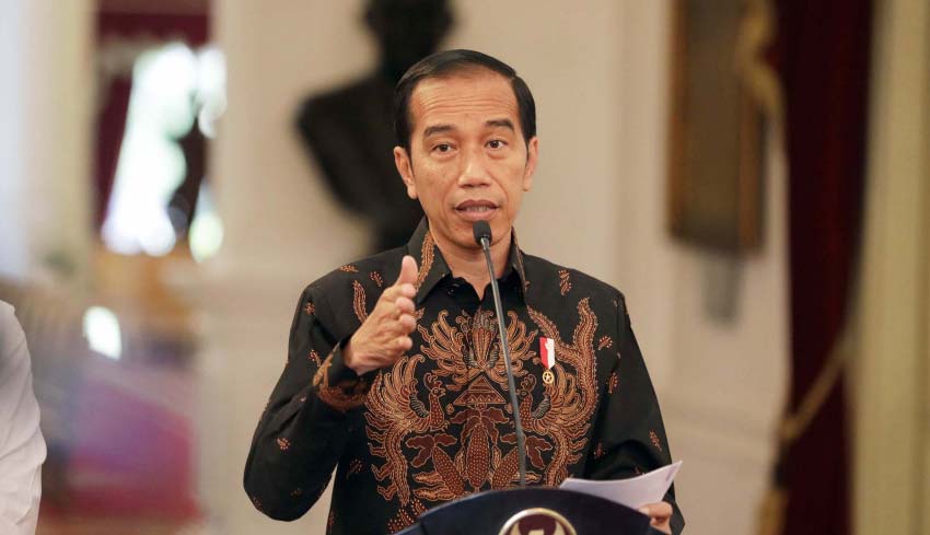 Presiden Jokowi: Pandemi Bukan Penghalang Peringati Hari Batik Nasional