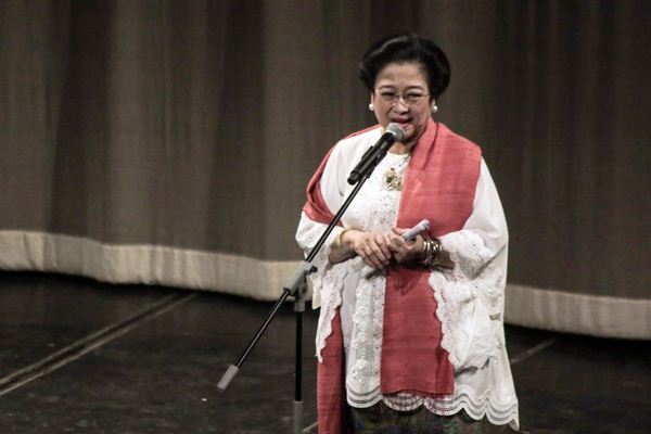 Megawati: Orang Asing Banyak Jadi Pesinden, Anak-anak Kita?