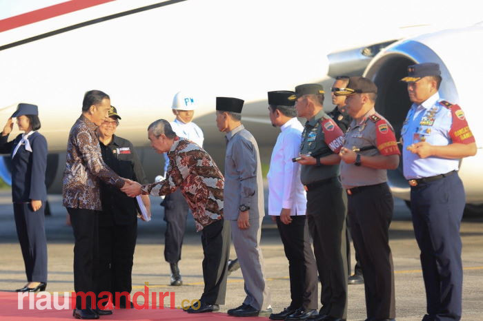 Bermalam di Pekanbaru, Ini Sejumlah Agenda Jokowi di Riau Jumat Pagi hingga Sore