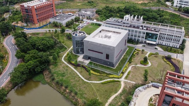 Teori Terbaru: Covid-19 Memang Berasal dari Pekerja Lab Wuhan