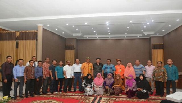 Puluhan Dekan FK Wilayah Barat ke Istana Siak