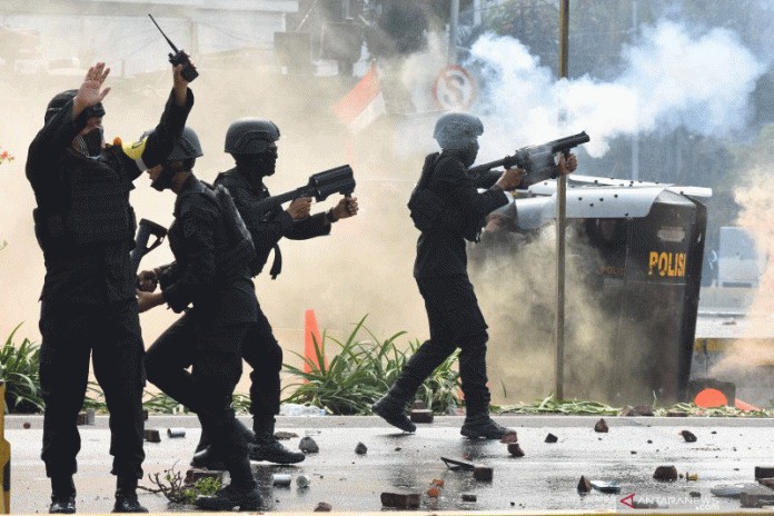 Kekerasan Terhadap Jurnalis, Organisasi Pers Ancam Gugat Presiden Jokowi dan Kapolri