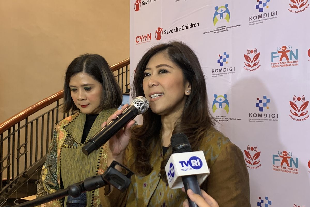 Pemerintah Siapkan Pembatasan Akses Media Sosial untuk Anak Usia 13 hingga 16 Tahun Mulai 2026