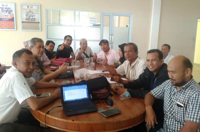 Idul Adha 1440 H, PWI Riau Sembelih Tiga Ekor Sapi