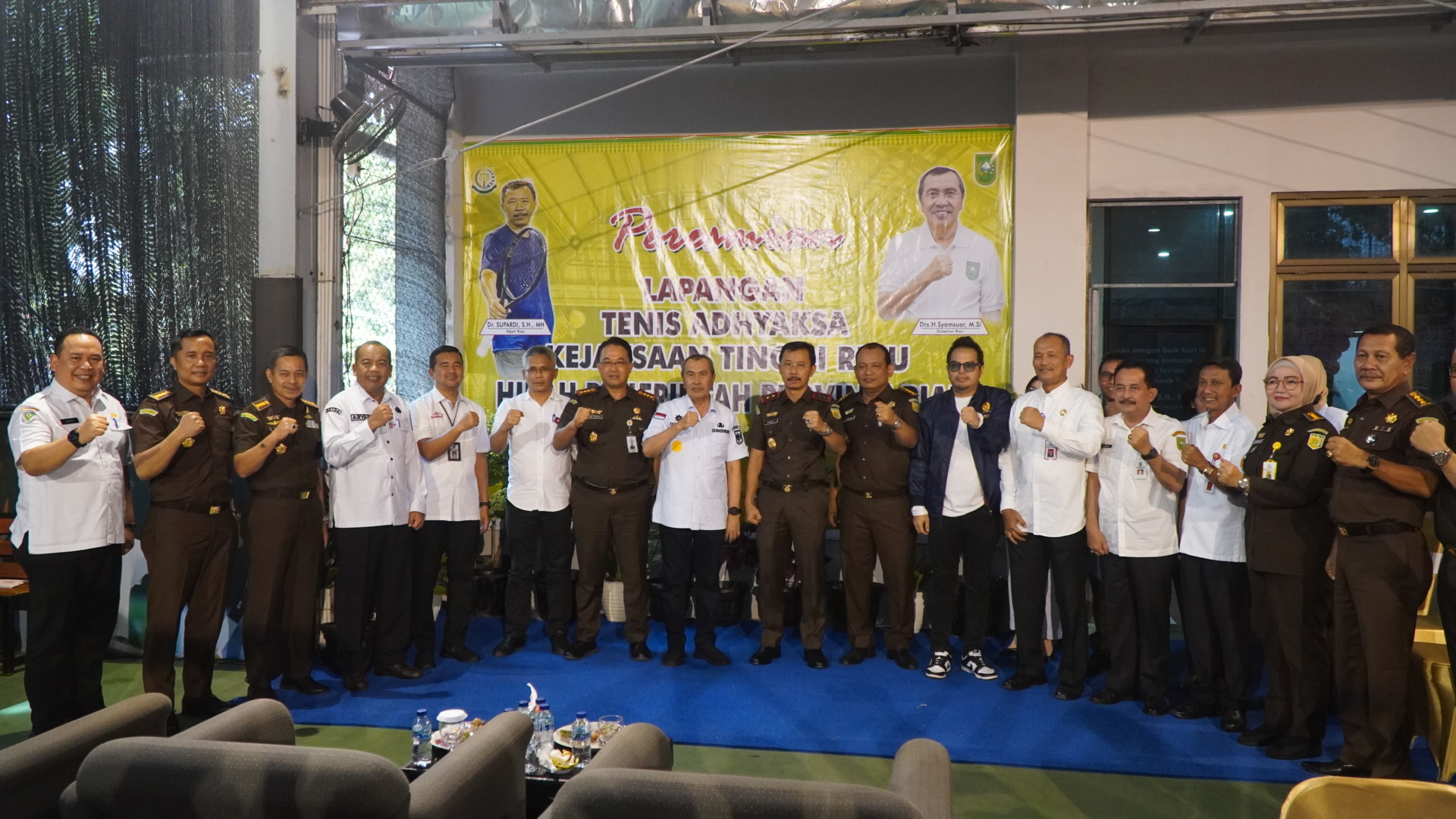 Lapangan Tenis  Kajati Riau Bisa Digunakan oleh Siapa pun