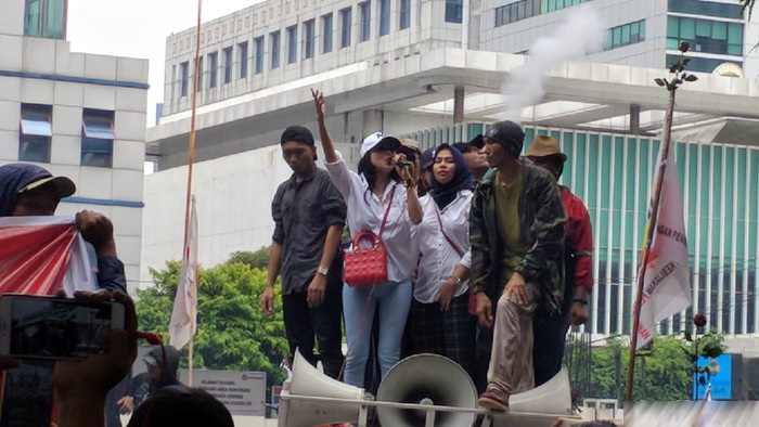 Tersinggung dengan Ucapan Menkum HAM, Bebizie: Belum Aja Digoyang Sama Orang Priok, Ambyar