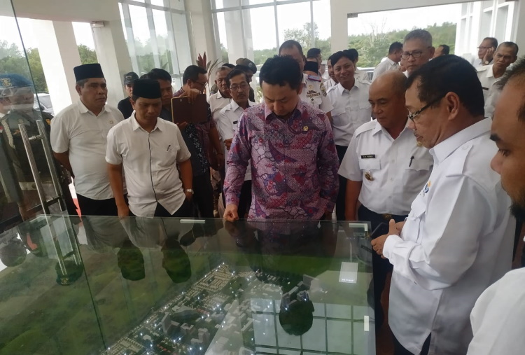 Undang Syahrul Aidi dari Komisi V DPR RI, Bupati Harris Ekspos Potensi Pelalawan