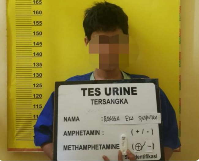 Dua Remaja di Pekanbaru Jambret Ponsel Penjual Santan Buat Beli Narkoba dan Game Online