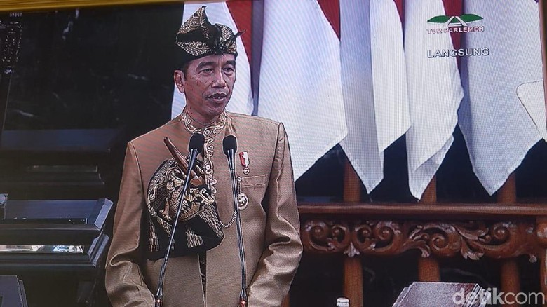 Pidato Jokowi Disambut Standing Applause Anggota DPR-DPD