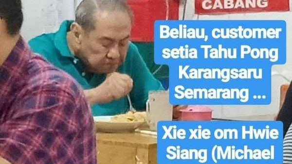 Orang Terkaya Indonesia Makan Tahu Pong di Warung Sederhana