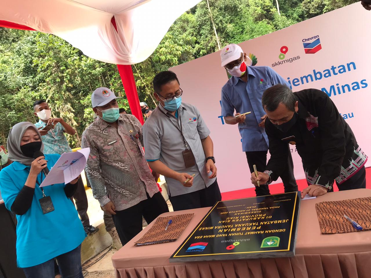 Resmikan Jembatan Takuana Tahura Minas, Gubri: Hewan Tak Perlu Lagi Meloncat