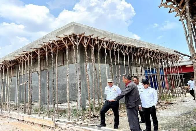 Pemko Rampungkan Ratusan Kios Pedagang di Pasar Induk Pekanbaru