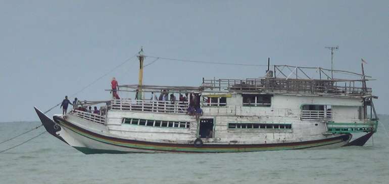 Kapal Pengangkut BBM Tenggelam di Meranti, Ini Penyebabnya