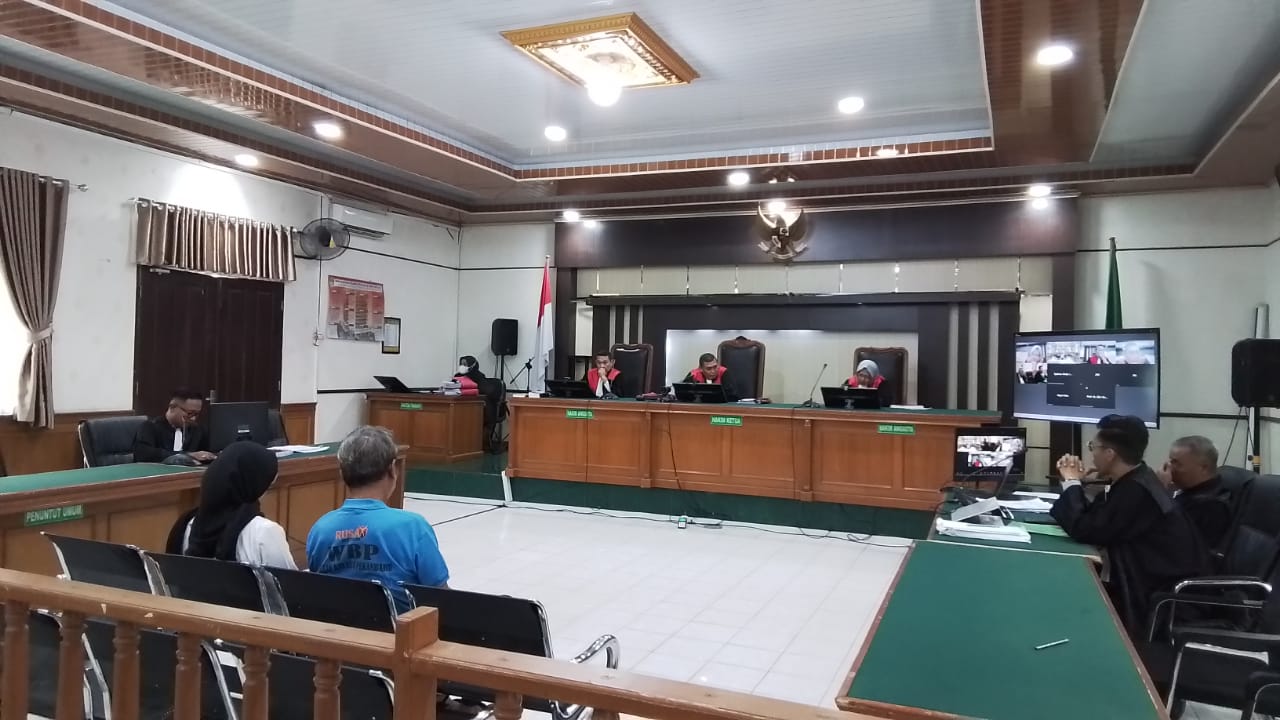 Korupsi PADesa Rp444 Juta, Mantan Kades di Kuansing Dituntut 5,5 Rahun