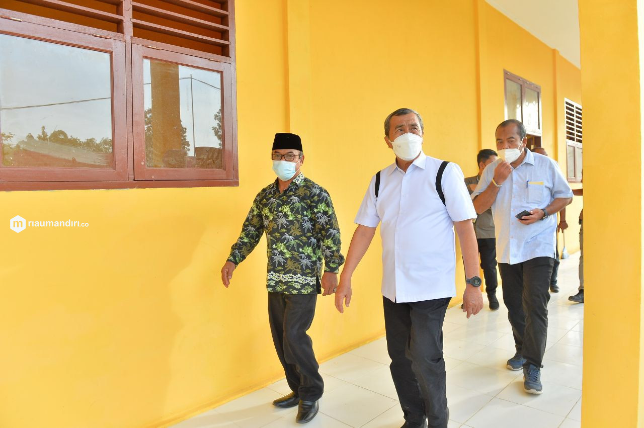 Tingkatkan Kualitas, SDM Pemprov Riau Sudah Bangun 396 RKB dan 272 Labor