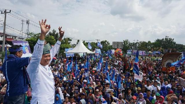 Ribuan Warga Padati Lapangan Merdeka Bangkinang, Firdaus-Rusli Fokus Wujudkan Riau Madani