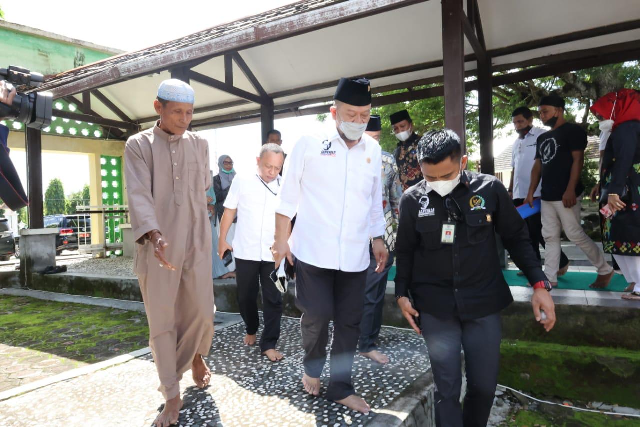 LaNyalla Kunjungi Makam Keturunan Nabi Muhammad di Wajo
