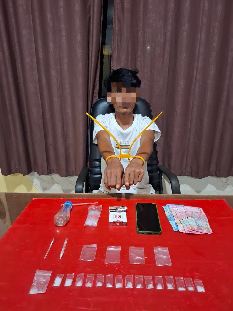 Ungkap Peredaran Sabu di Logas Tanah Darat, Tim Mata Elang Amankan Pengedar dan 16 Paket Sabu