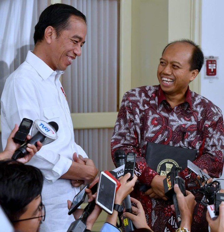 Ini Kenangan Presiden Jokowi Bersama Humas BNPB Sutopo 