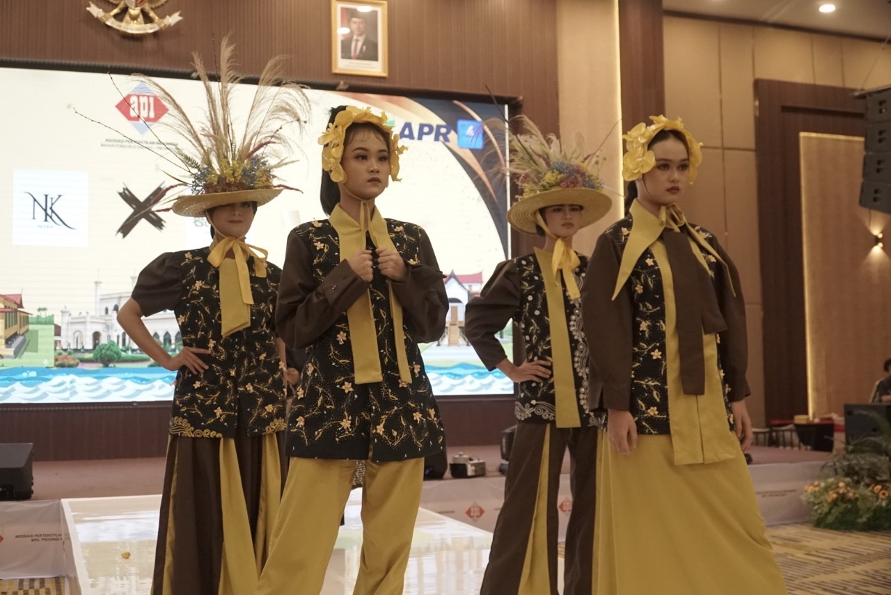 Hadir di Riau Berkain 2025, APR Dorong Pelestarian Nilai Budaya Wastra Melayu