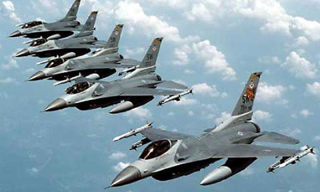 Jet-jet Tempur Arab Gempur Pemberontak Yaman