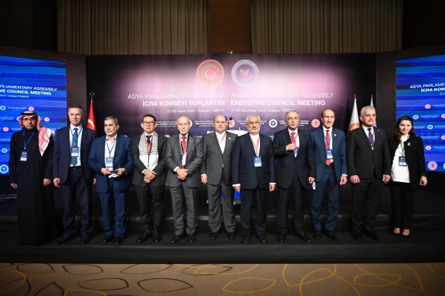 Fadli Zon Deklarasikan Komisi Palestina dalam Sidang APA di Turki