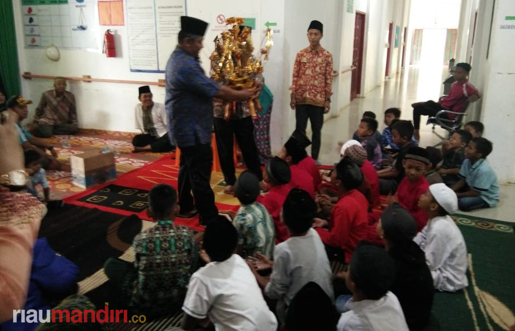 Sempena HUT Rohil, Puskesmas Balai Jaya Gelar Sunatan Massal 