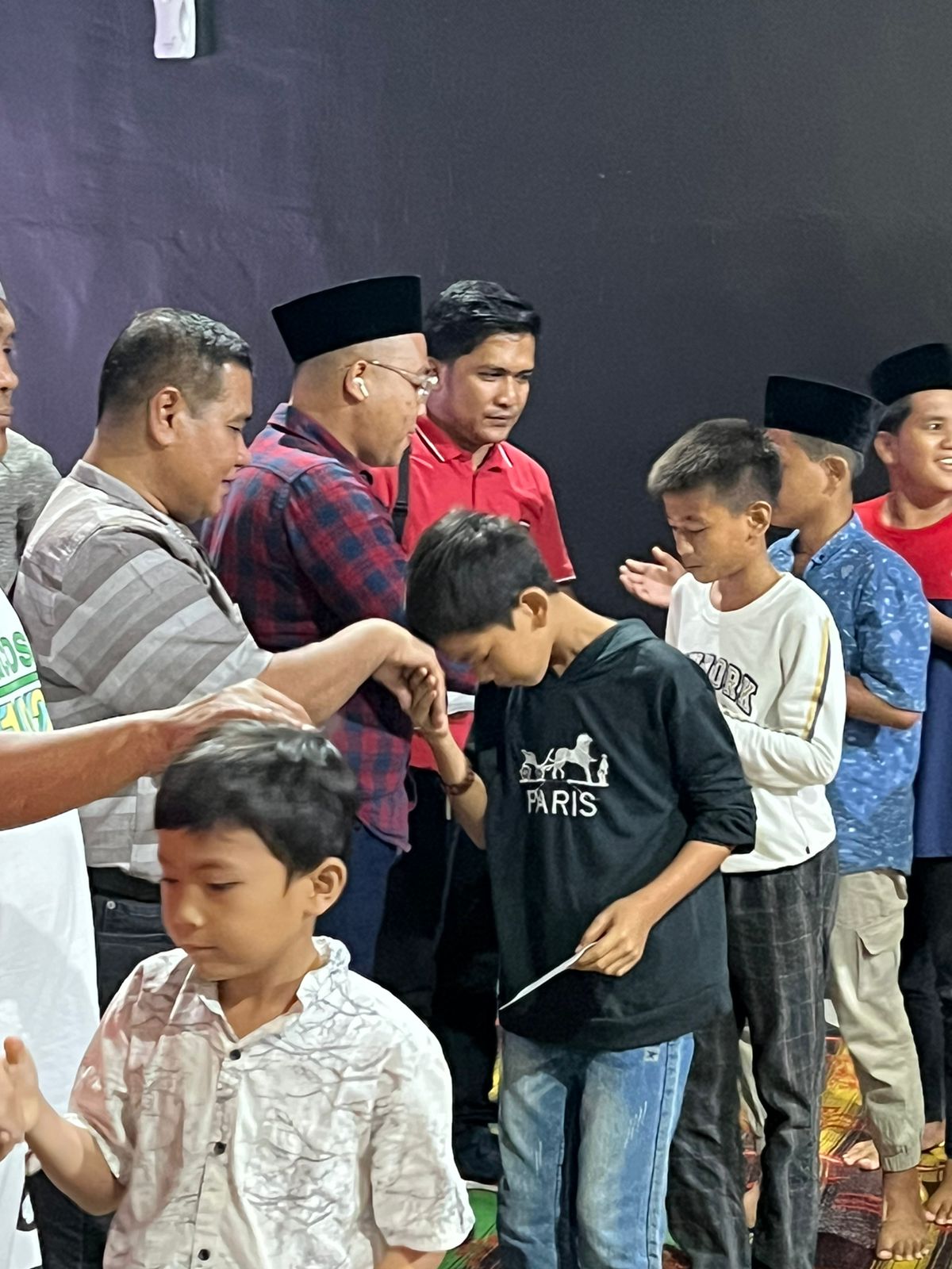 Sebelum Launching, JP Pub dan KTV Undang 100 Anak Yatim