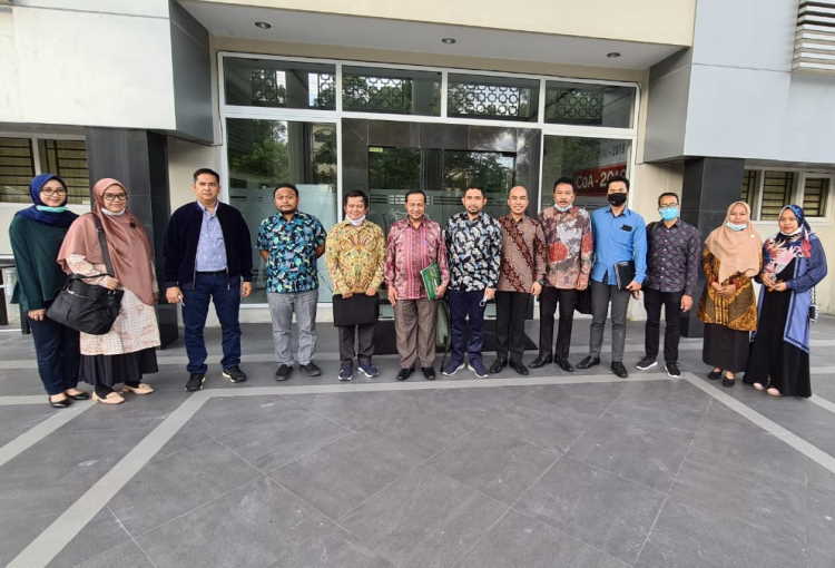 Fakultas Hukum UIR Usulkan Status Otonomi Khusus untuk Riau