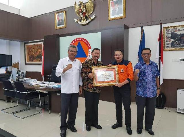 Lagi, Riau Raih Penghargaan Bebas Karlahut dari BNPB, Edwar: Ini Berkat Partisipasi Semua Elemen