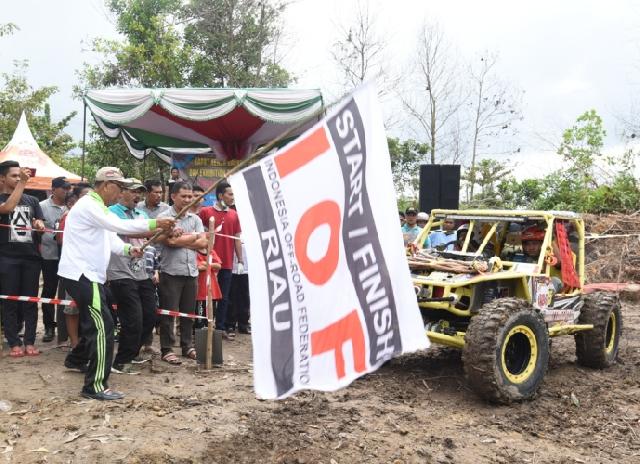Ramaikan HUT ke-68 Kampar, IOF Riau Gelar Off Road