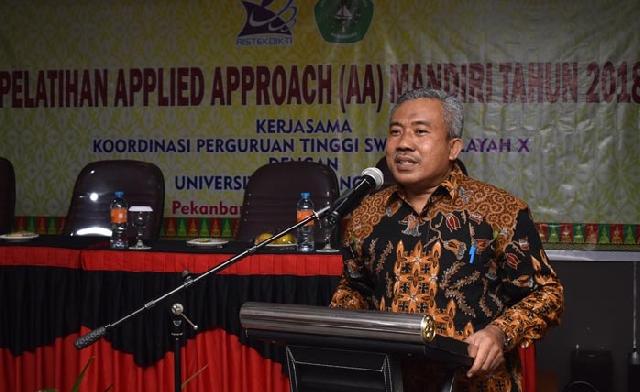 58 Dosen Ikuti Pelatihan Applied Approach, Prof Herry: Saya Salut dengan Unilak
