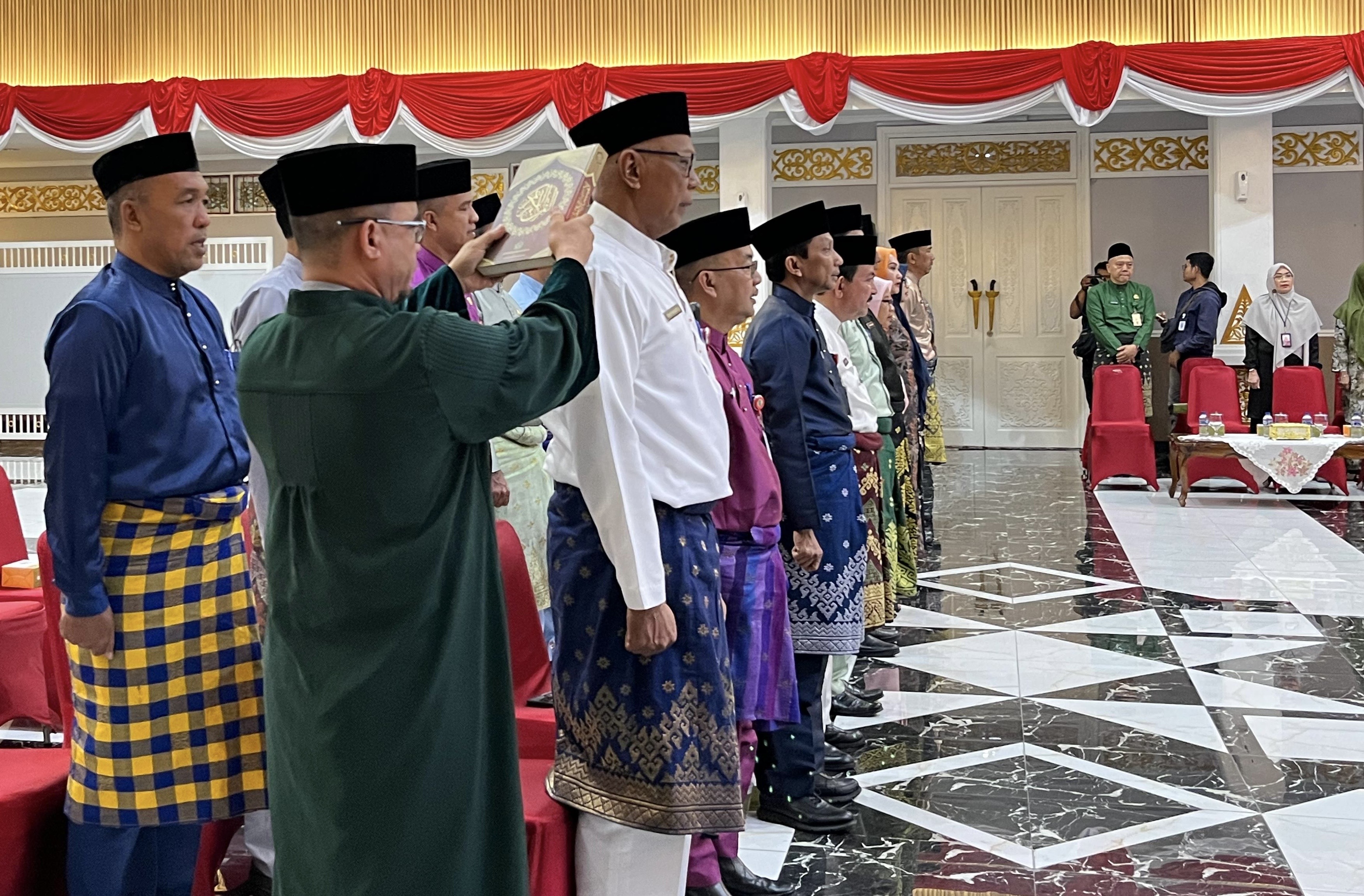 Dua Pejabat di Demosi ke Eselon III, Berikut Daftar Lengkap Pejabat Pemprov Riau yang Dilantik