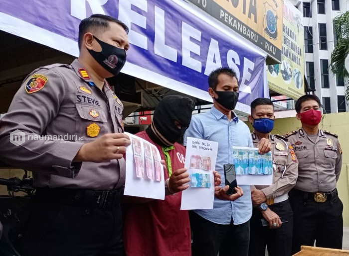 Bayar Lelaki Panggilan Pakai Uang Palsu, Pria di Pekanbaru Ditangkap Polisi