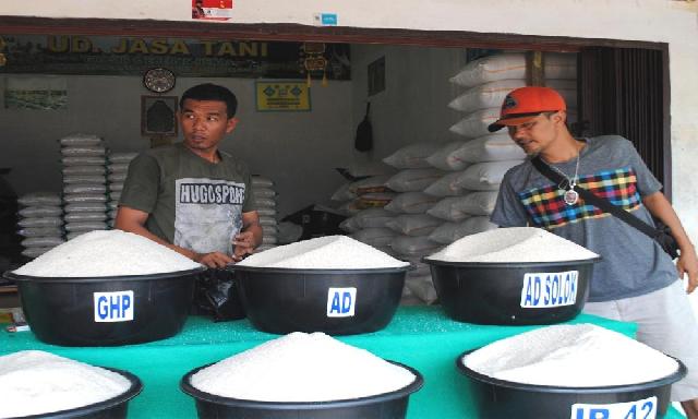 Harga Beras di Pasaran Masih Bervariasi