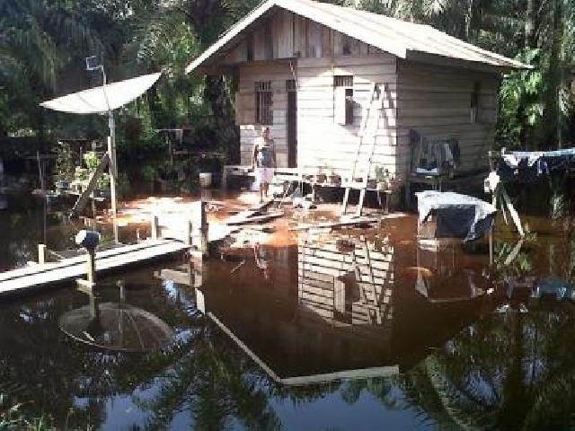Tiga Pekan Pemukiman Terendam Banjir