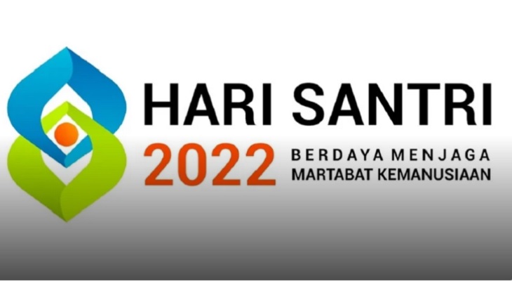 Peserta Upacara Bendara Peringatan Hari Santri 2022 Bersarung