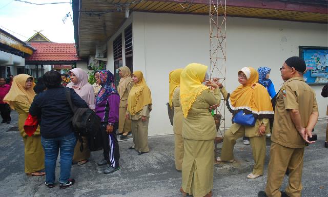 Disdik Kota Diadukan ke Dewan