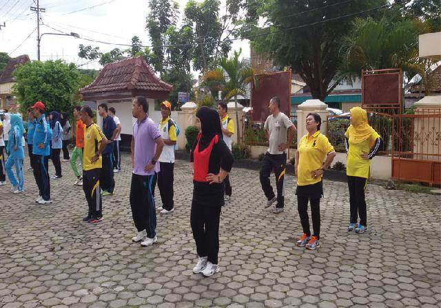 Penghulu Adakan Senam Pagi dan Goro