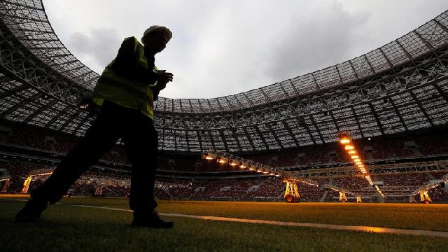 Opening Ceremony Piala Dunia 2018 di Malam Takbiran