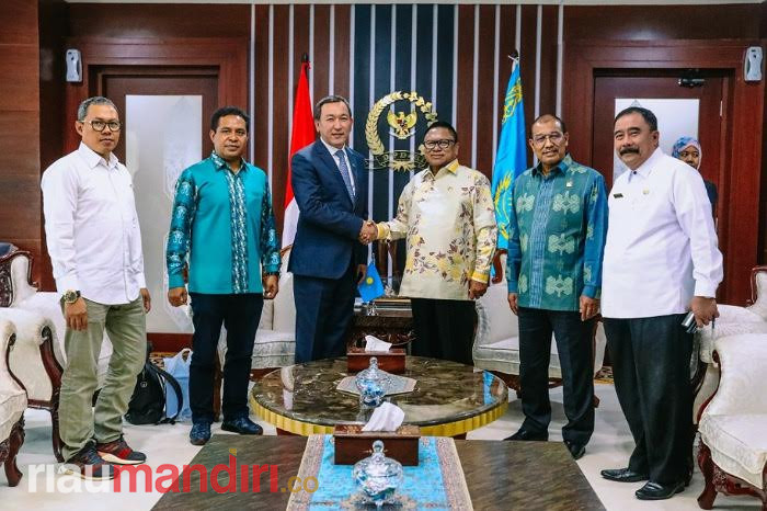 Ketua DPD RI Sambut Baik Kerja Sama Investasi Indonesia-Kazakhstan