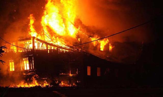 45 Menit, Satu Rumah Rata